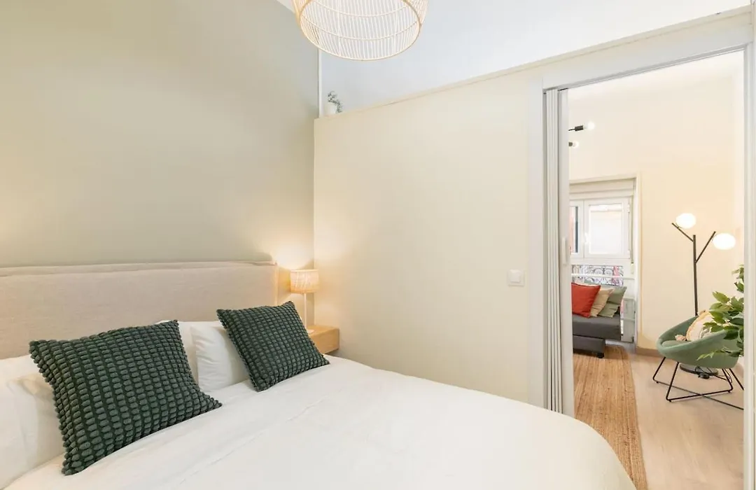 Bonito Apartamento En Sol-1